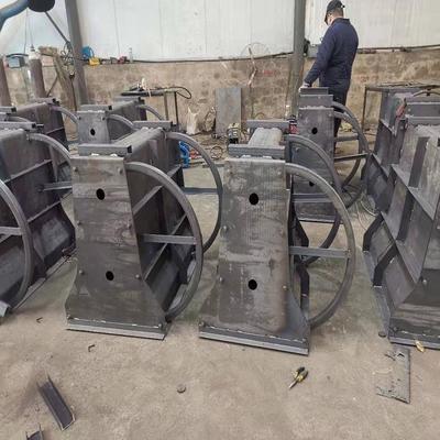 公路隔離墩模具盛銳-中央防撞隔離帶模板按圖定制