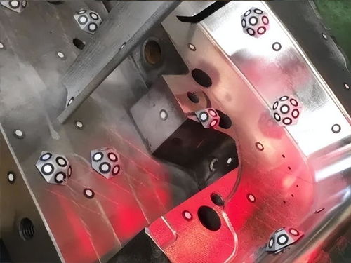 汽車沖壓模具3d掃描逆向工程畫圖修改建模設計服務